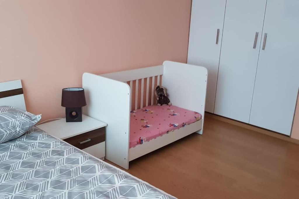 Слънчев Апартамент С Прекрасна Гледка, Паркинг. Apartment Smolyan Luaran gambar