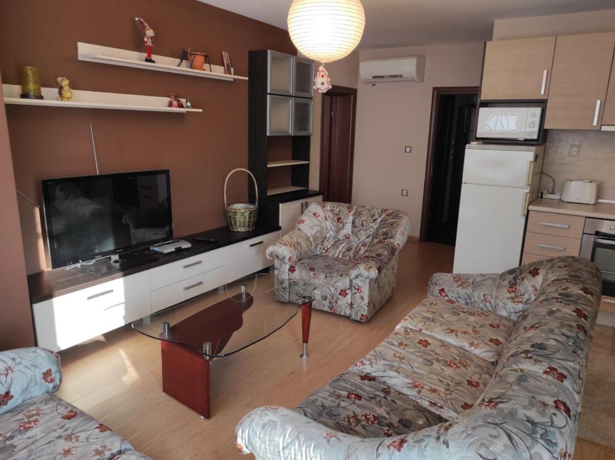 Слънчев Апартамент С Прекрасна Гледка, Паркинг. Apartment Smolyan Luaran gambar